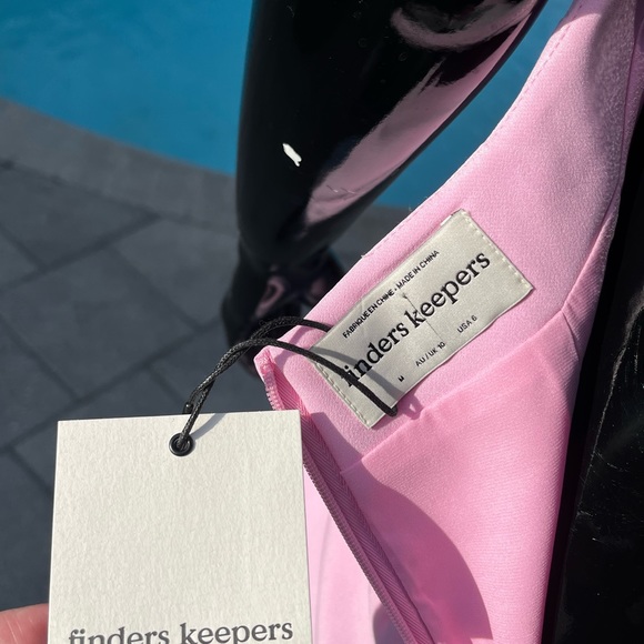 Pink halter dress from Finders Keepers - Picture 6 of 7